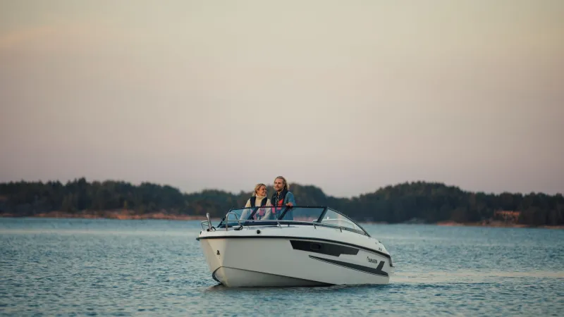 Yamarin 63 DC on täydellinen valinta kesäpäiviin